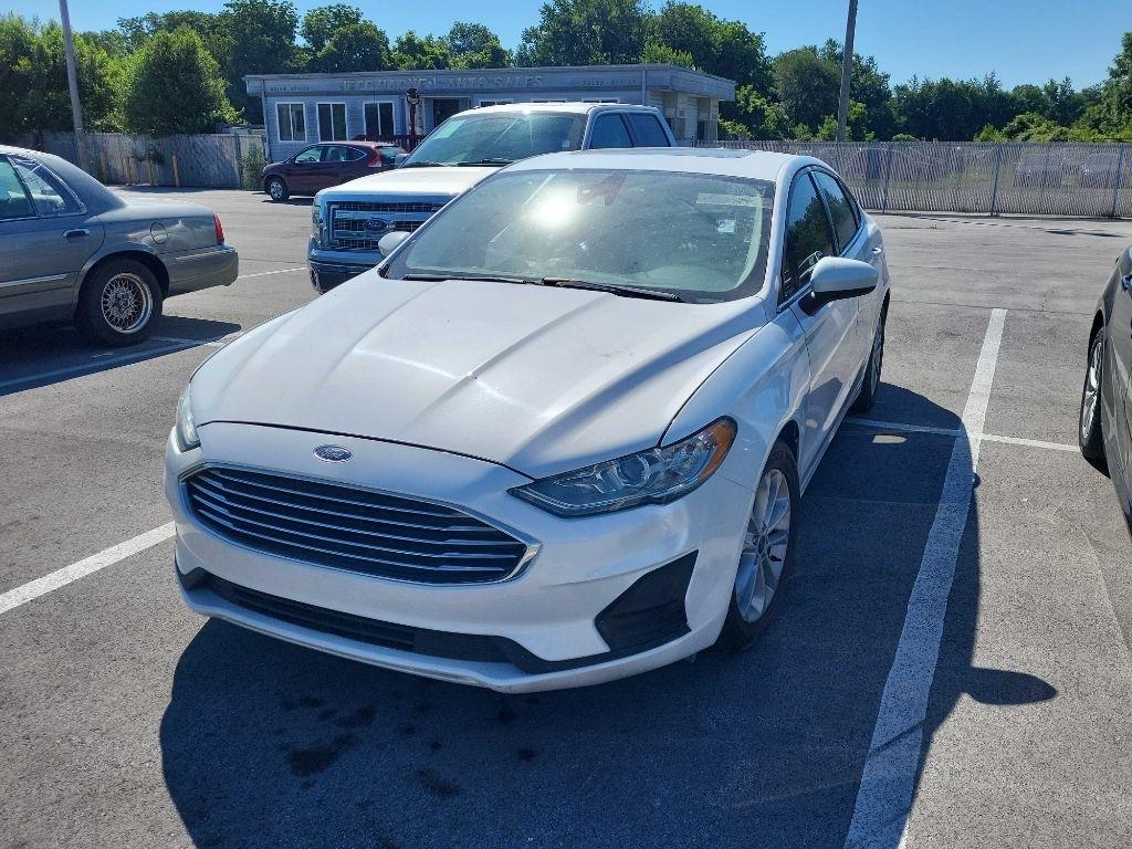 Ford Fusion SE FWD 2020