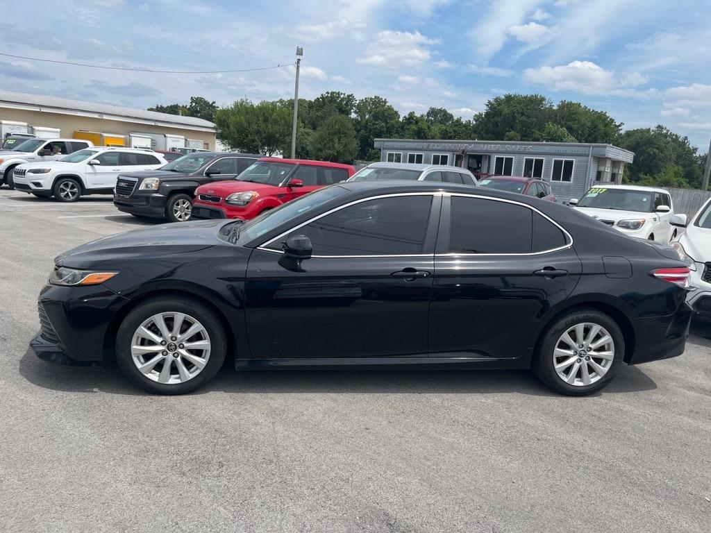 Toyota Camry XLE Auto (Natl) 2018