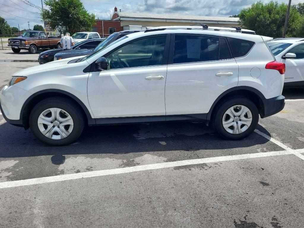 Toyota RAV4 FWD 4dr LE (Natl) 2014