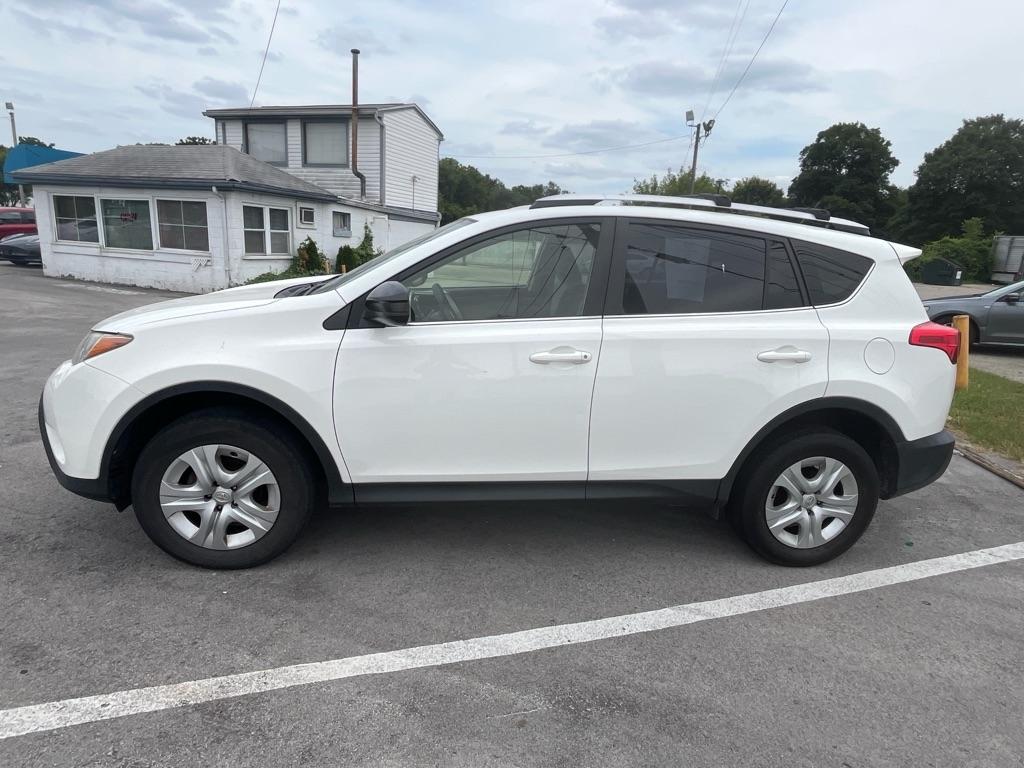 Toyota RAV4 FWD 4dr LE (Natl) 2014