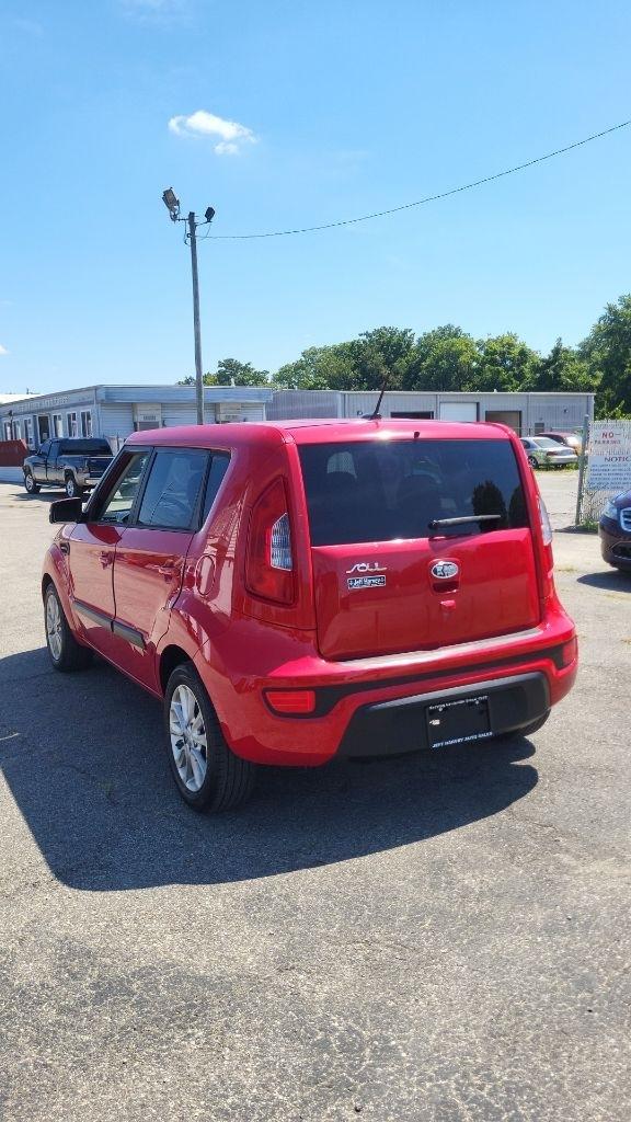 Kia Soul 5dr Wgn Auto + 2012