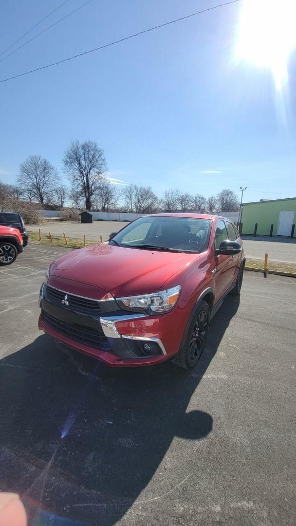 Mitsubishi Outlander Sport ES 2.0 CVT 2017