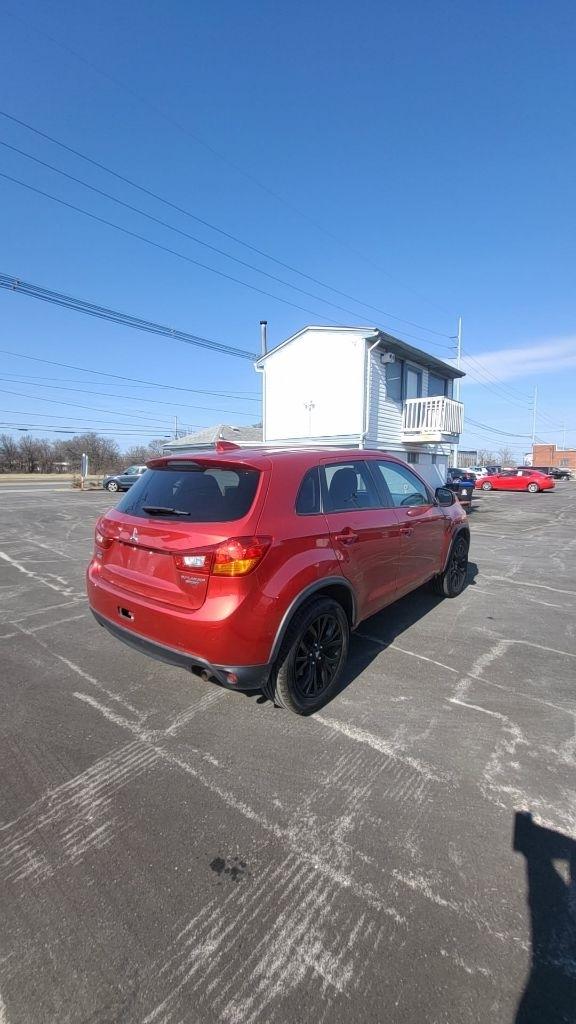 Mitsubishi Outlander Sport ES 2.0 CVT 2017