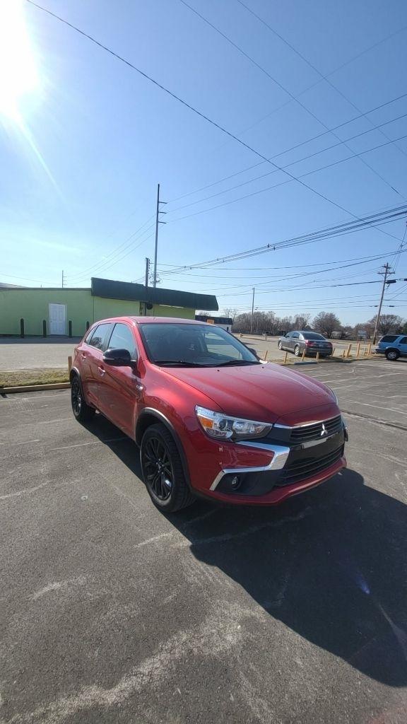 Mitsubishi Outlander Sport ES 2.0 CVT 2017