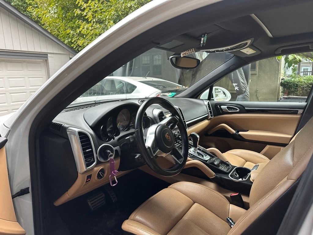 Porsche Cayenne AWD 4dr S E-Hybrid 2016