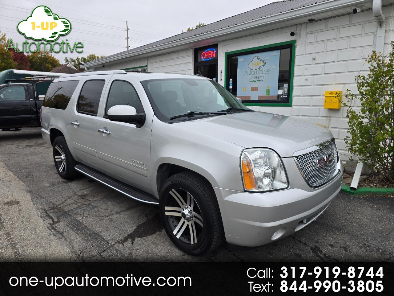 2011 GMC Yukon Denali XL 4WD