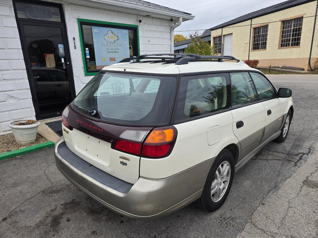 Subaru Outback Wagon w/ All-weather Package 2003