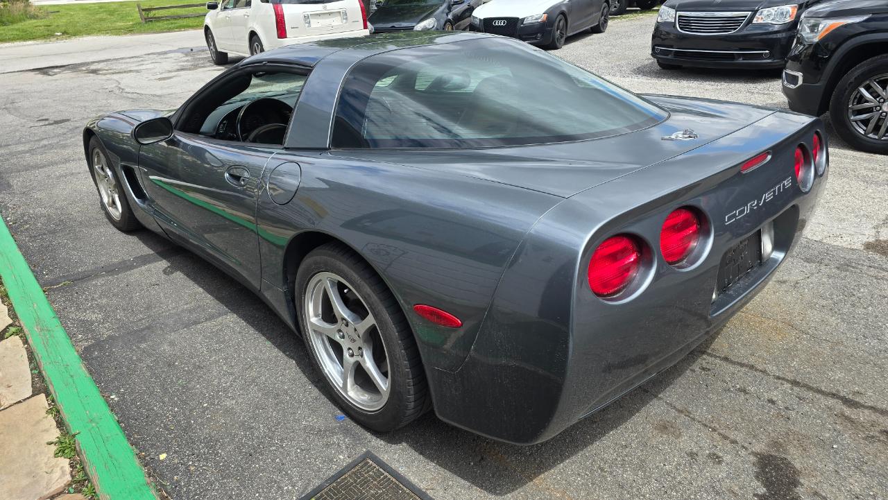 Chevrolet Corvette Coupe 2003