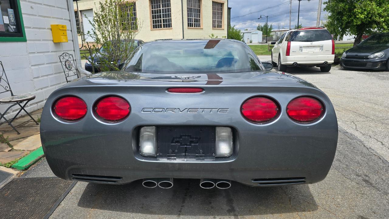Chevrolet Corvette Coupe 2003