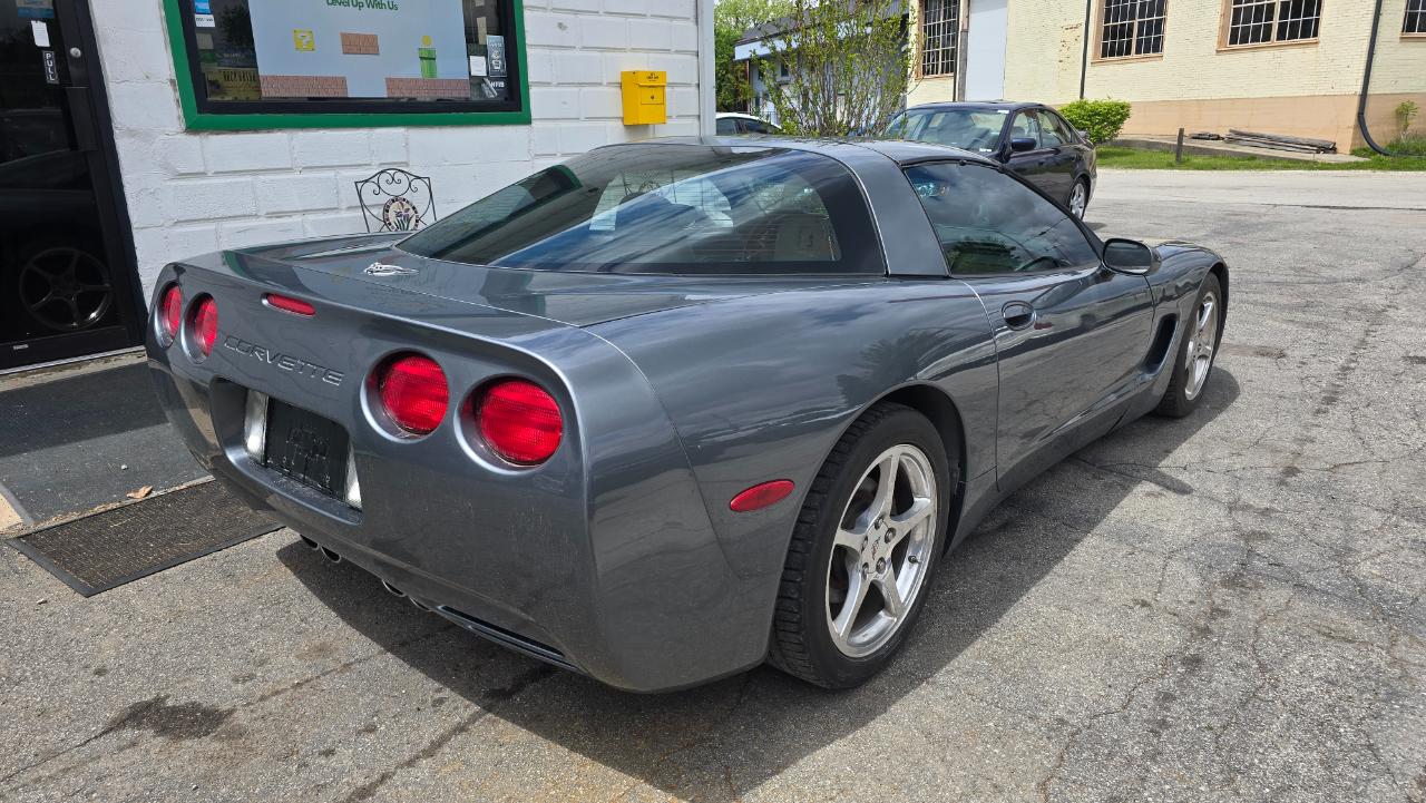 Chevrolet Corvette Coupe 2003