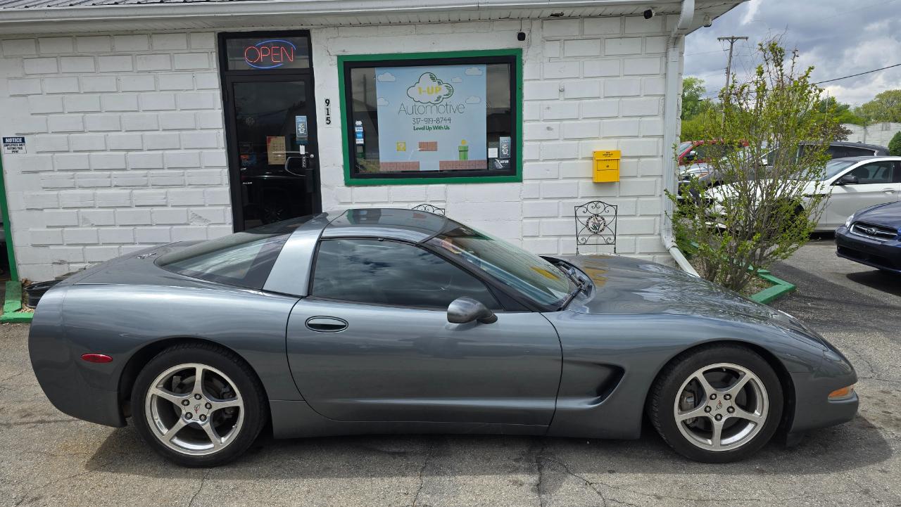 Chevrolet Corvette Coupe 2003