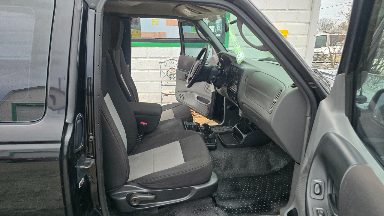 Ford Ranger XLT SuperCab 4-Door 2WD 2005