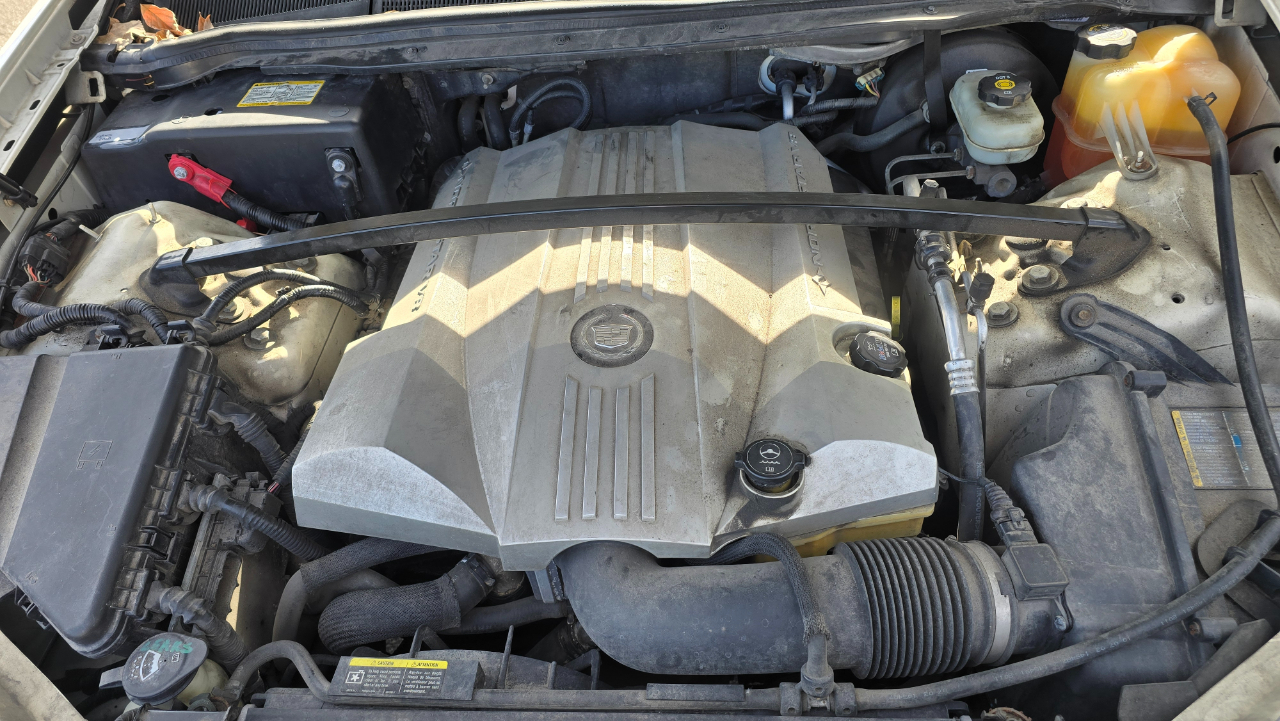 Cadillac SRX V8 2004