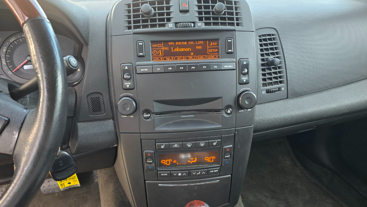 Cadillac SRX V8 2004