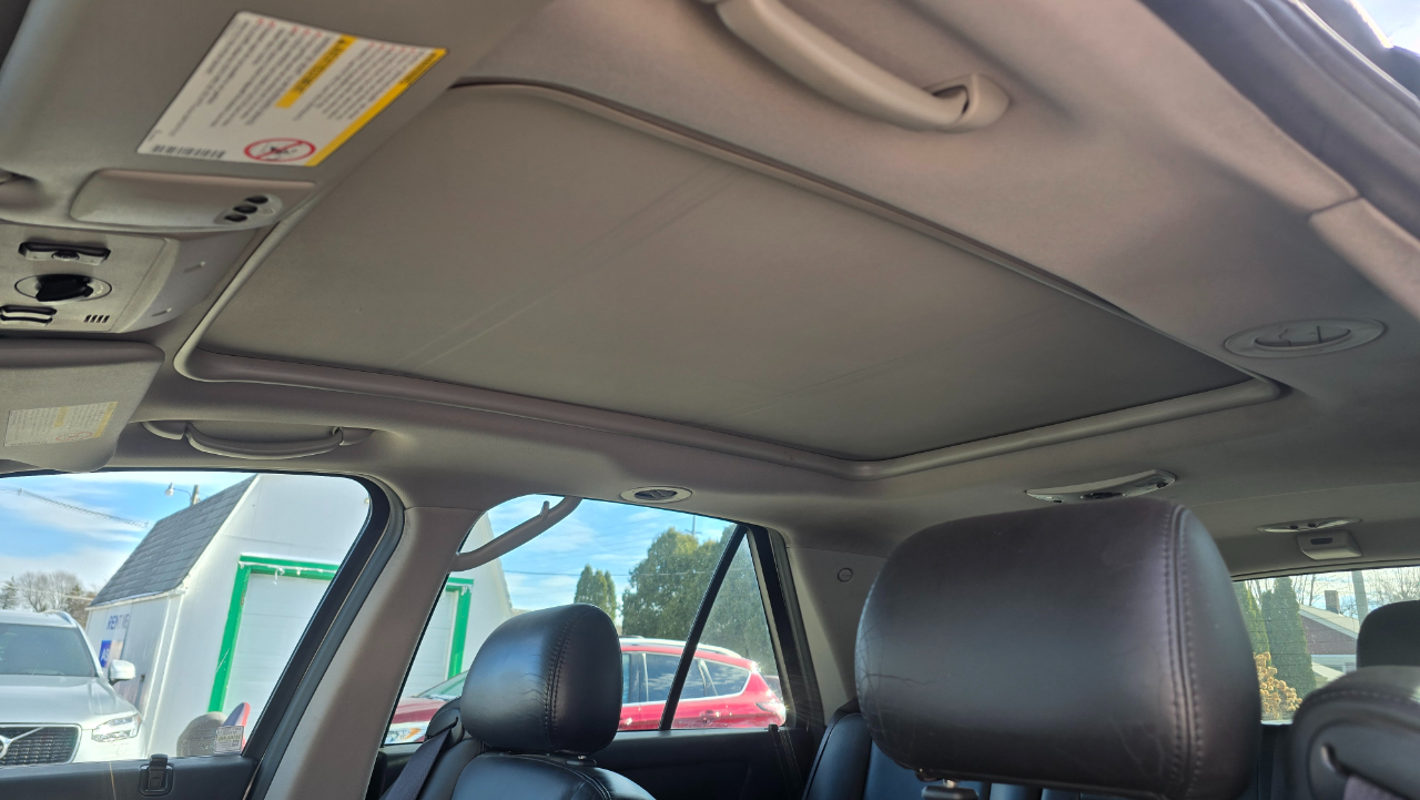 Cadillac SRX V8 2004