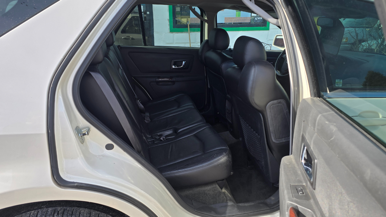 Cadillac SRX V8 2004