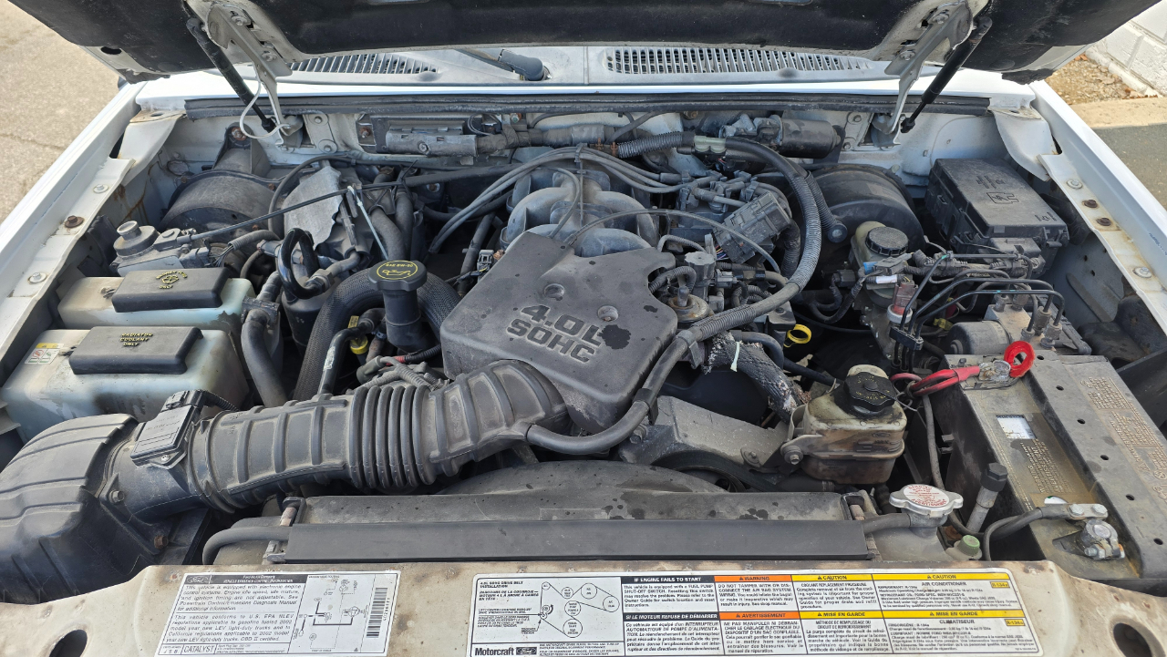 Ford Explorer Sport 4WD Value 2002