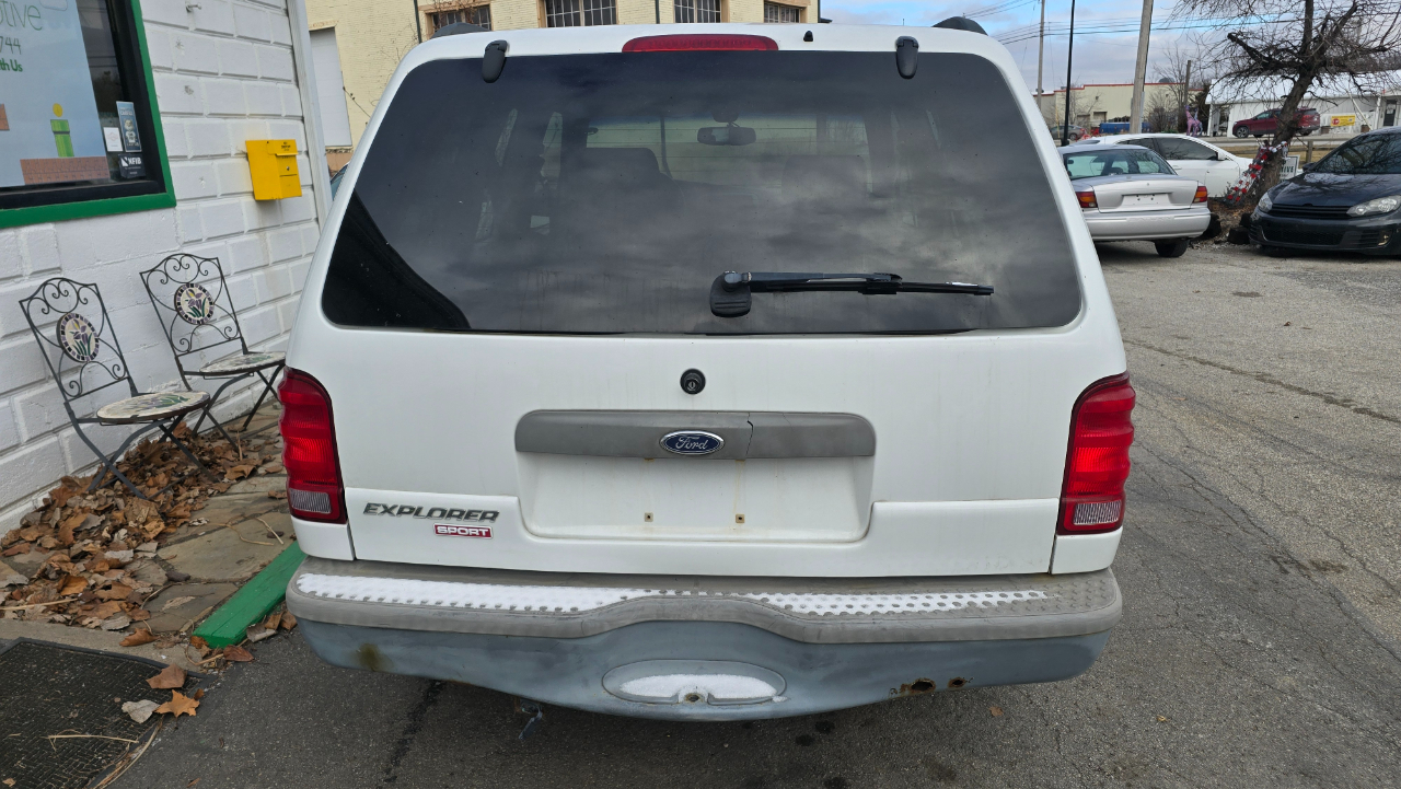 Ford Explorer Sport 4WD Value 2002