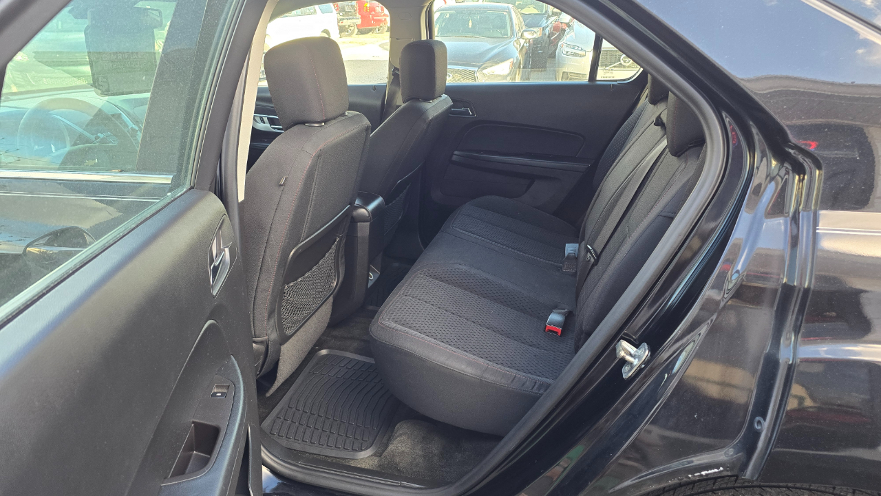 Chevrolet Equinox LS 2WD 2015