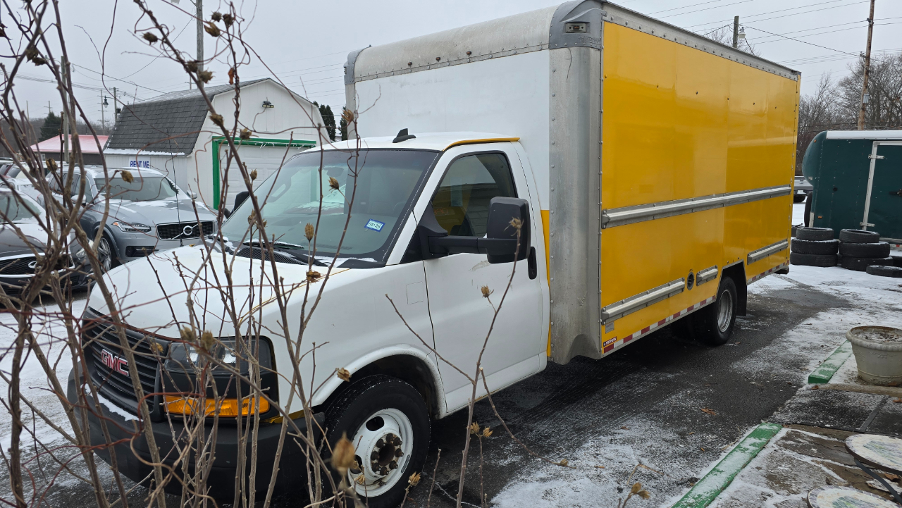 GMC Savana G3500 177 in. 2018