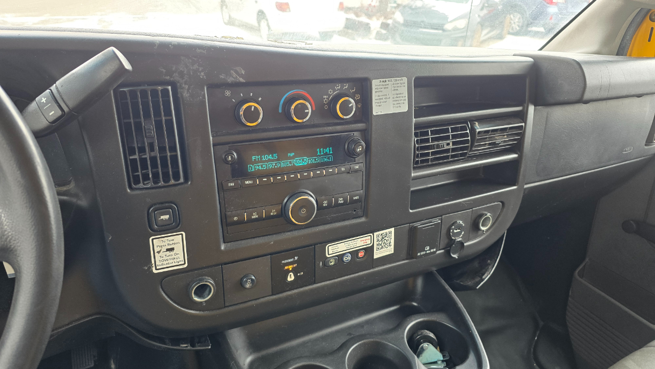 GMC Savana G3500 177 in. 2018