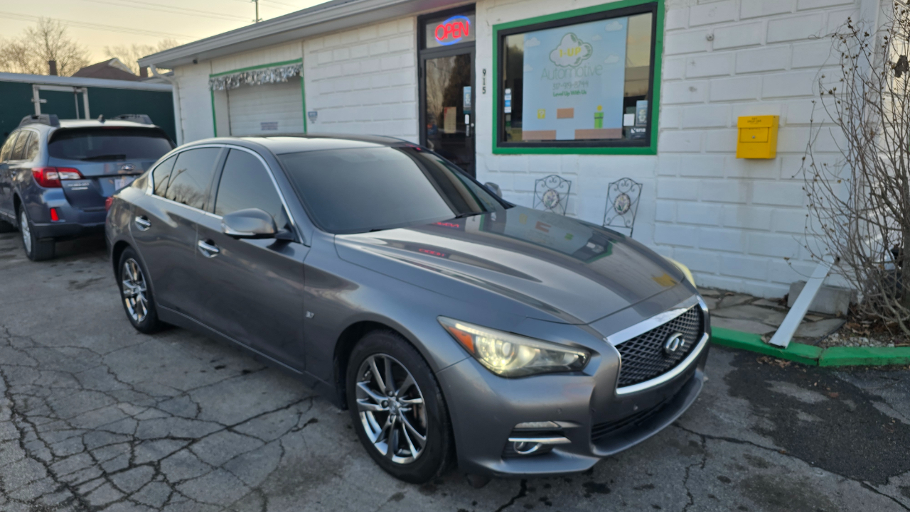 Infiniti Q50 Base AWD 2015