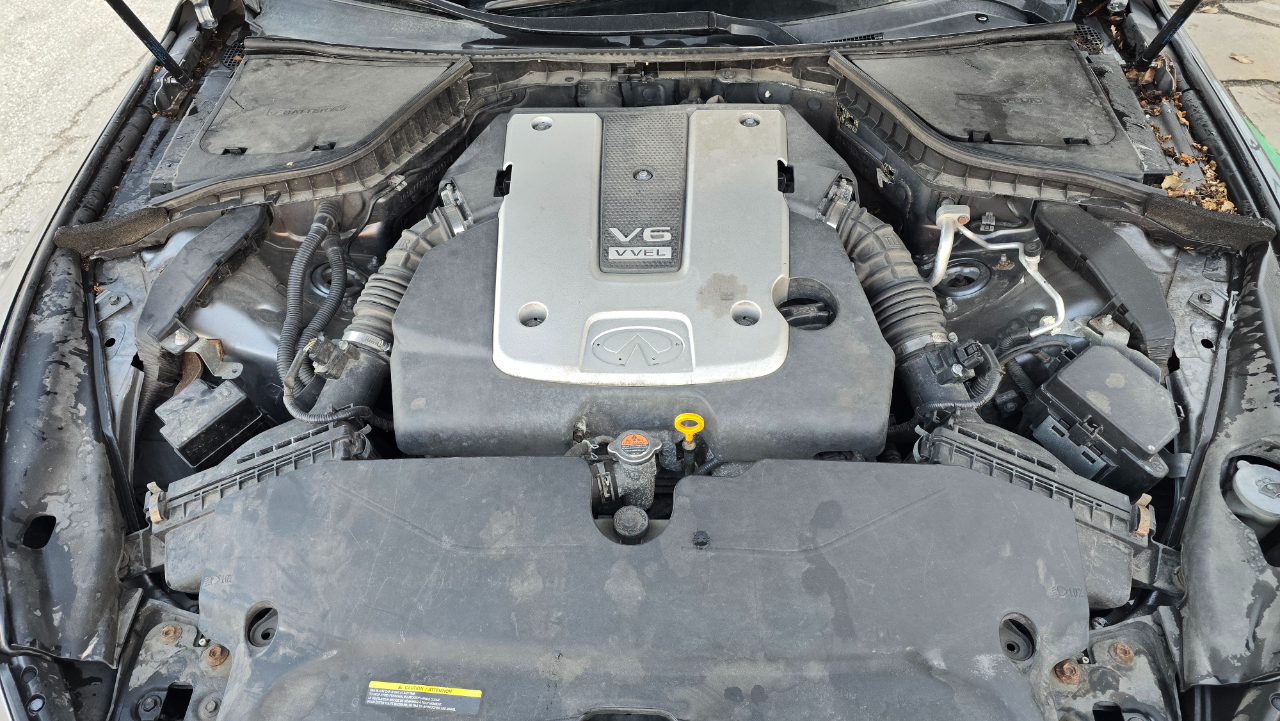 Infiniti Q50 Base AWD 2015