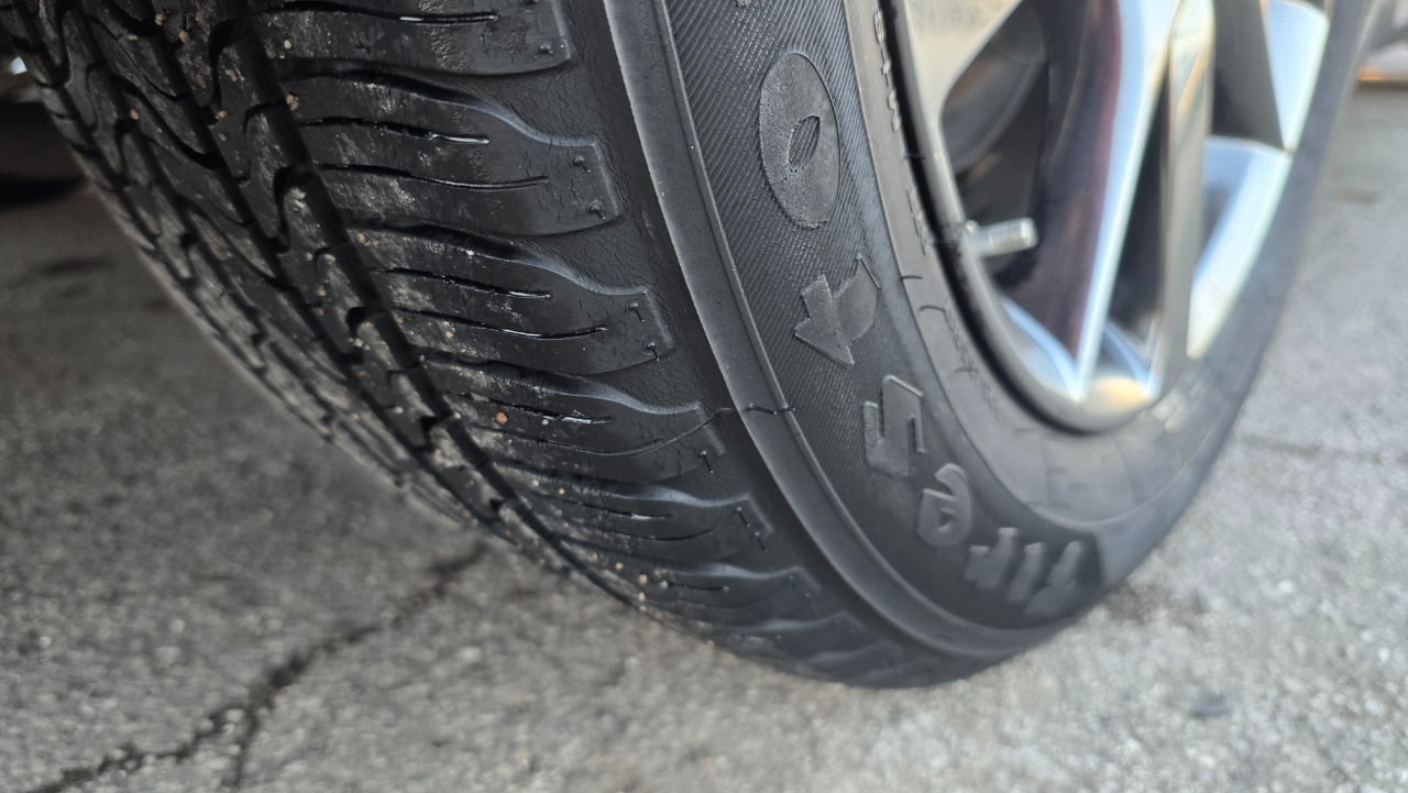 Infiniti Q50 Base AWD 2015