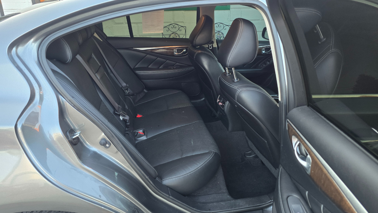 Infiniti Q50 Base AWD 2015