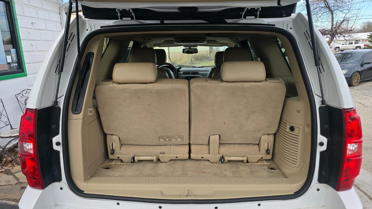 Chevrolet Tahoe Z71 4D SUV 4WD 2011