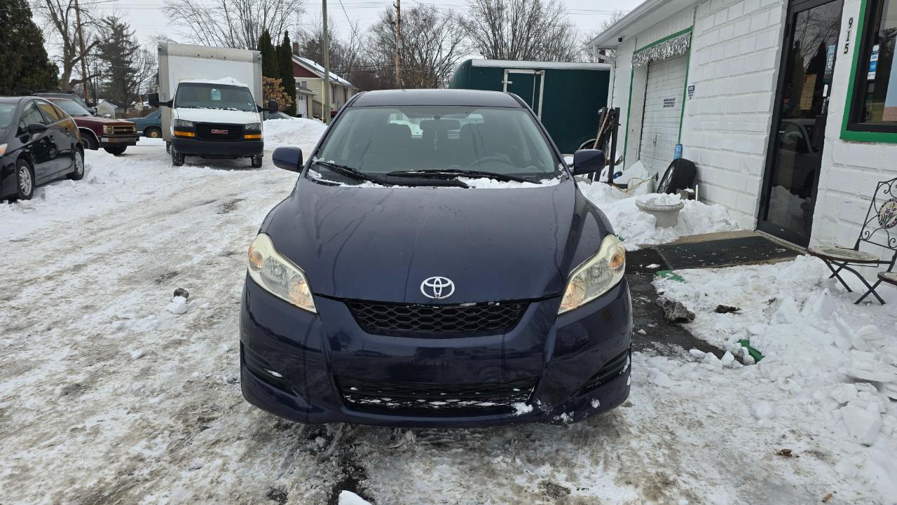 Toyota Matrix Base 4-Speed AT 2009