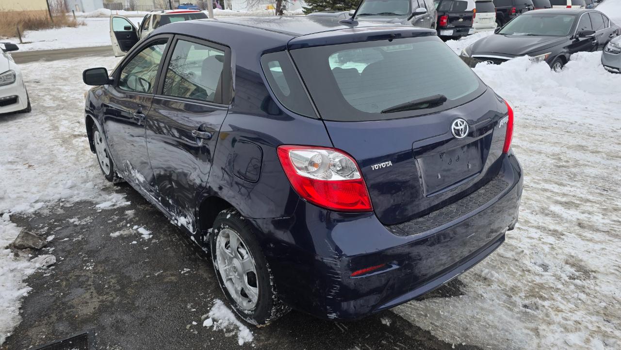 Toyota Matrix Base 4-Speed AT 2009
