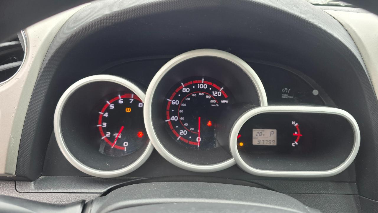 Toyota Matrix Base 4-Speed AT 2009