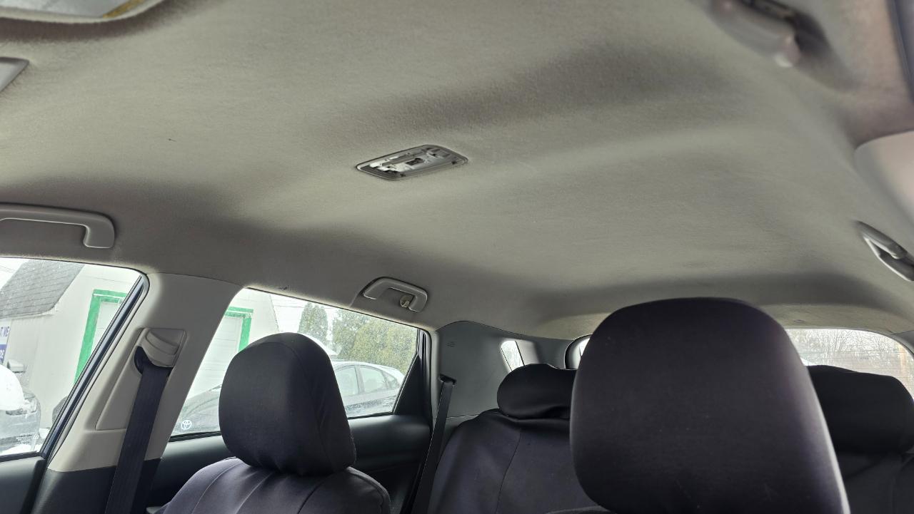 Toyota Matrix Base 4-Speed AT 2009