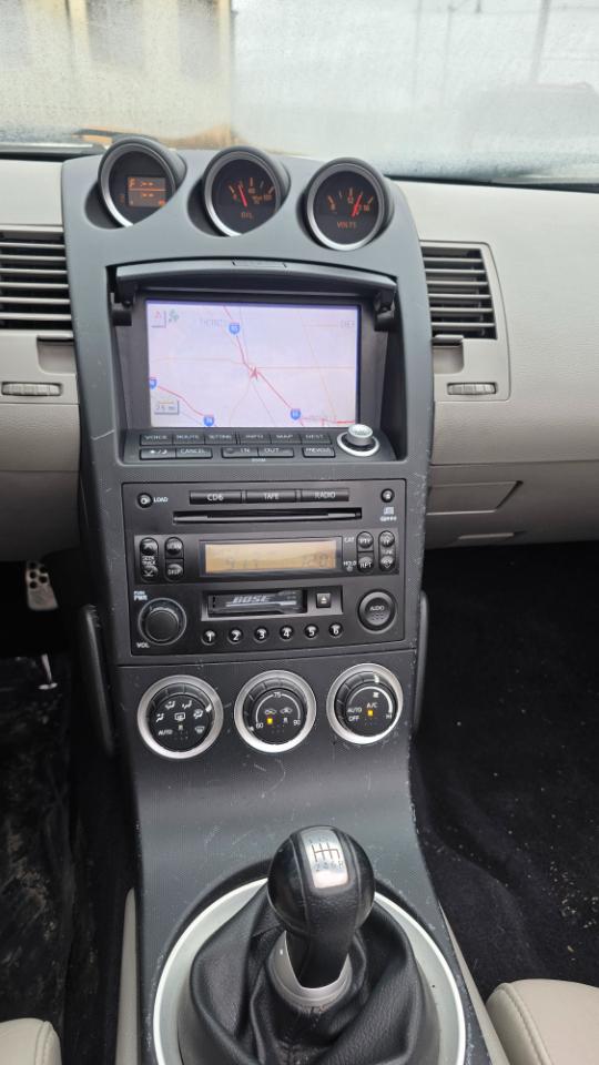 Nissan 350Z Touring Roadster 2005