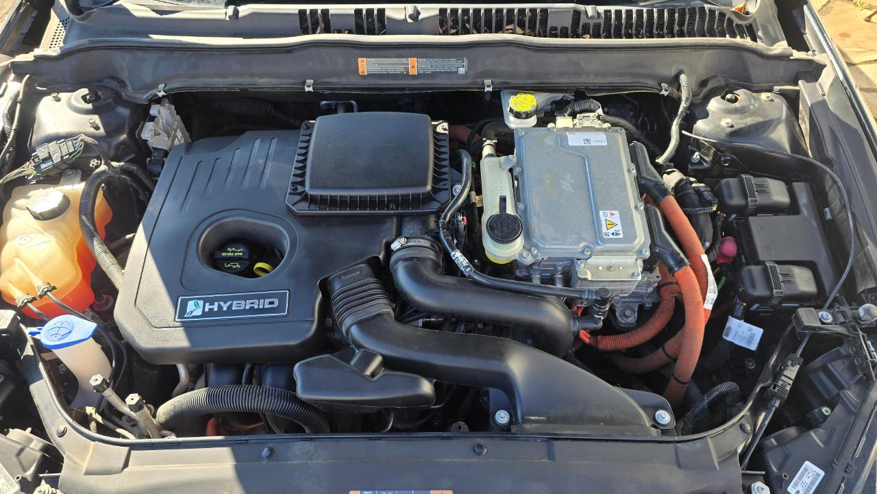 Ford Fusion Hybrid SE 2014