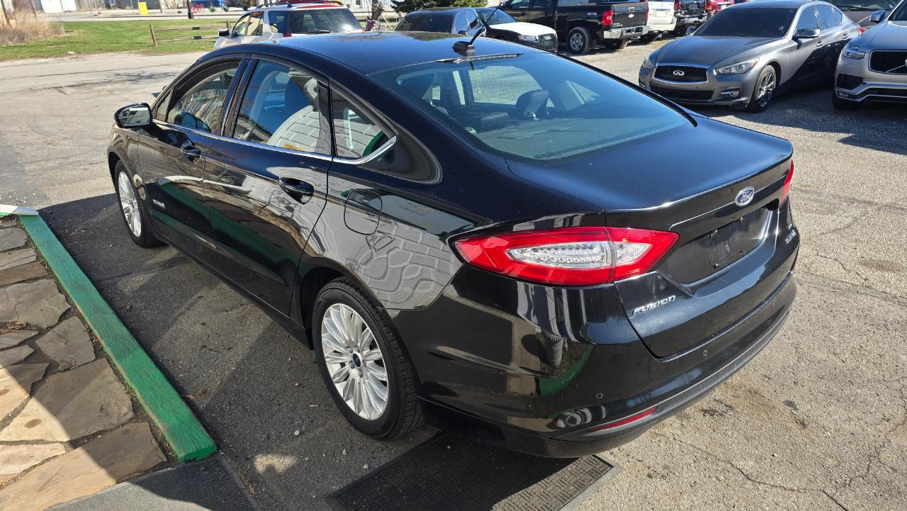 Ford Fusion Hybrid SE 2014