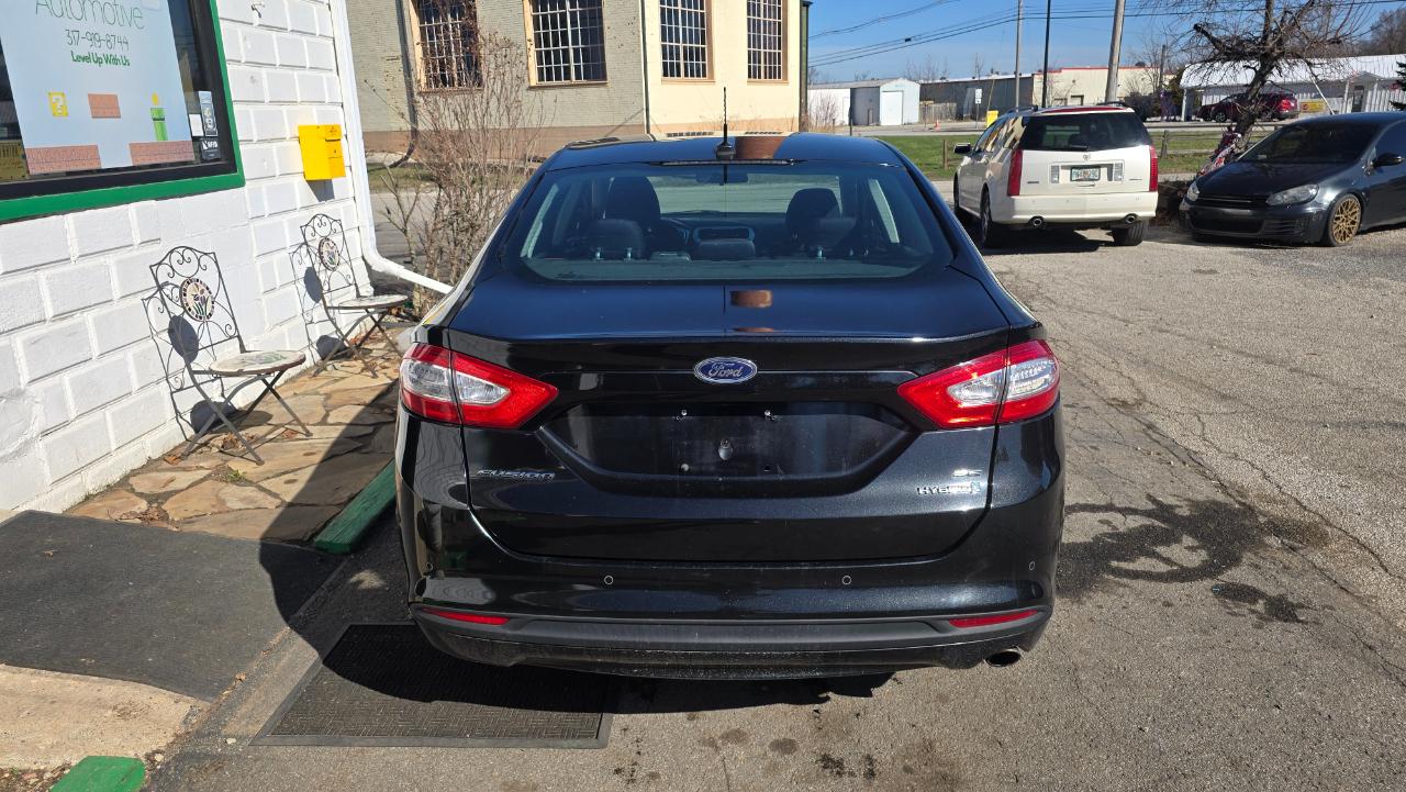 Ford Fusion Hybrid SE 2014