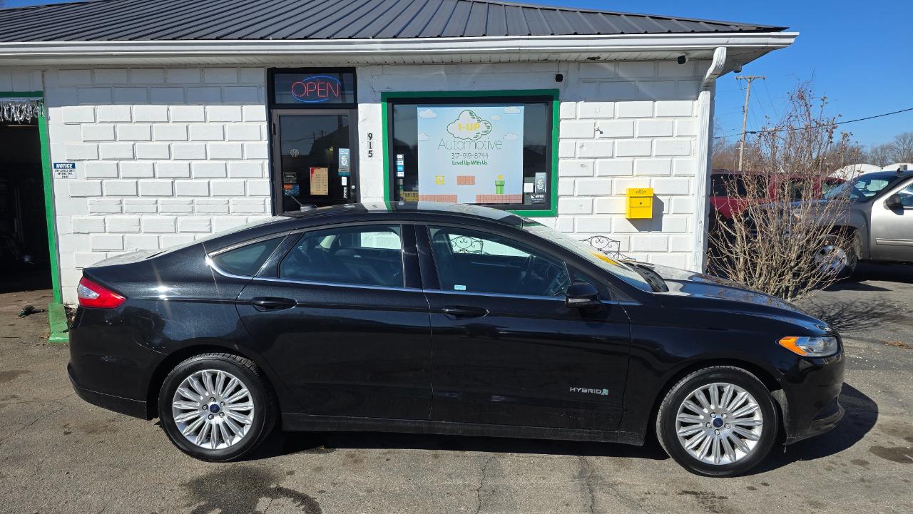 Ford Fusion Hybrid SE 2014