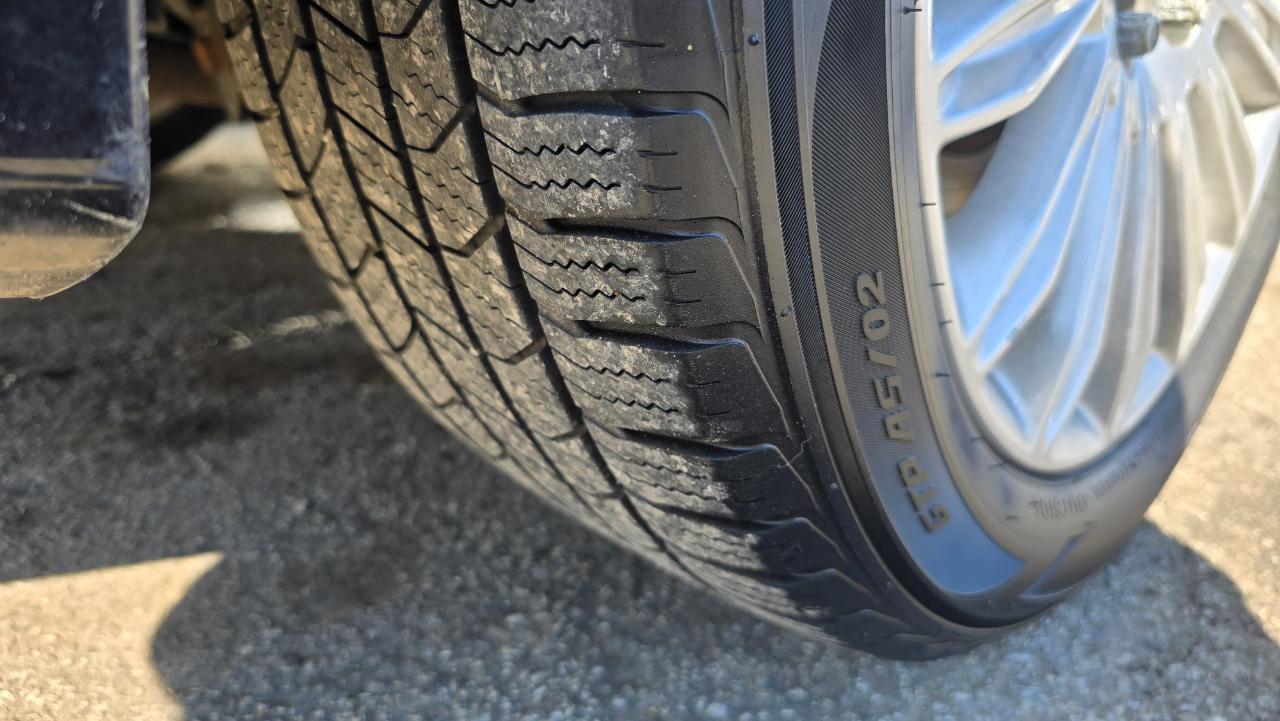 Ford Fusion Hybrid SE 2014