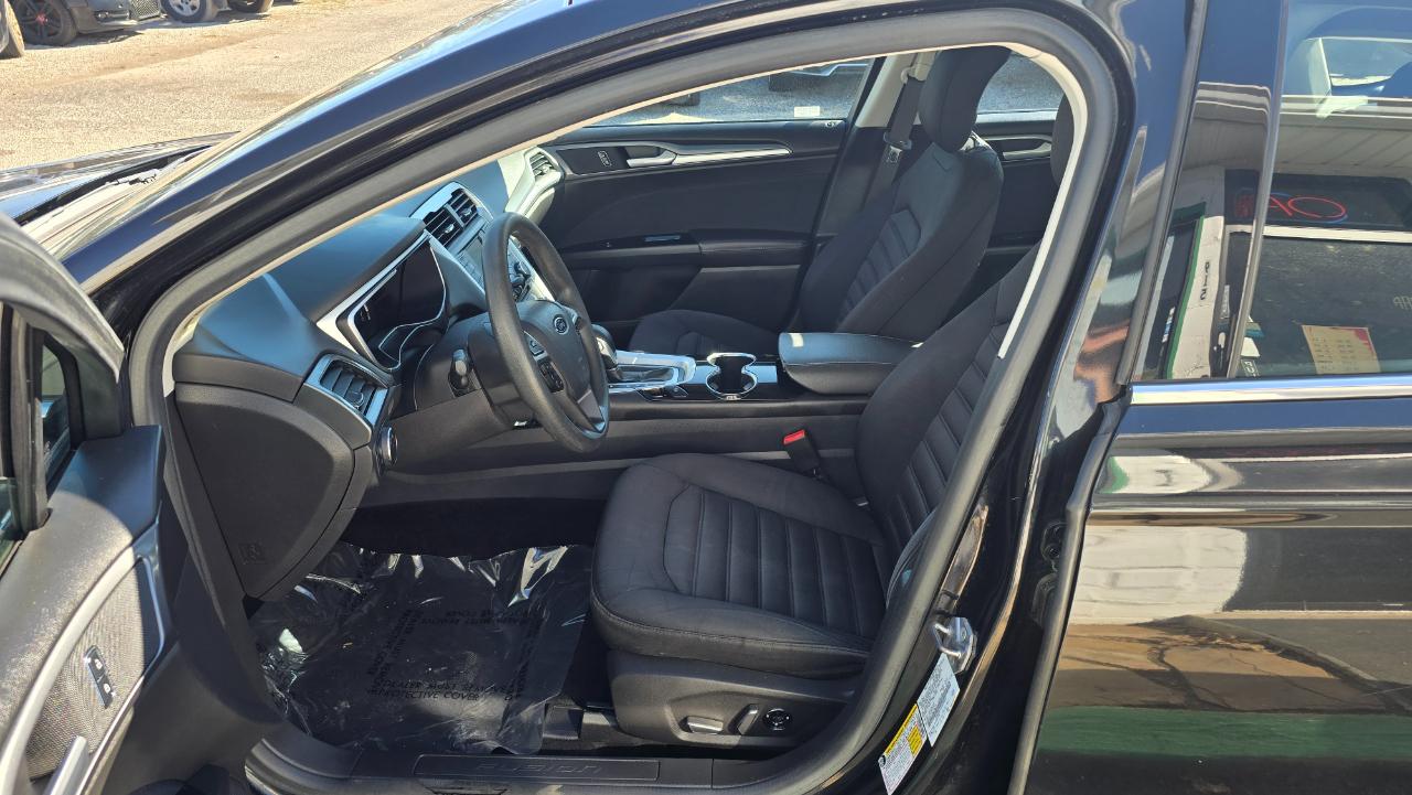 Ford Fusion Hybrid SE 2014