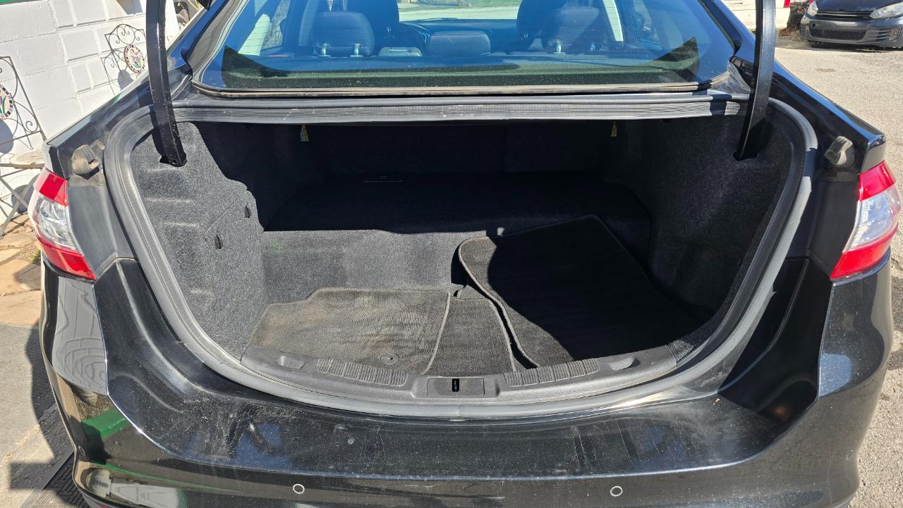 Ford Fusion Hybrid SE 2014