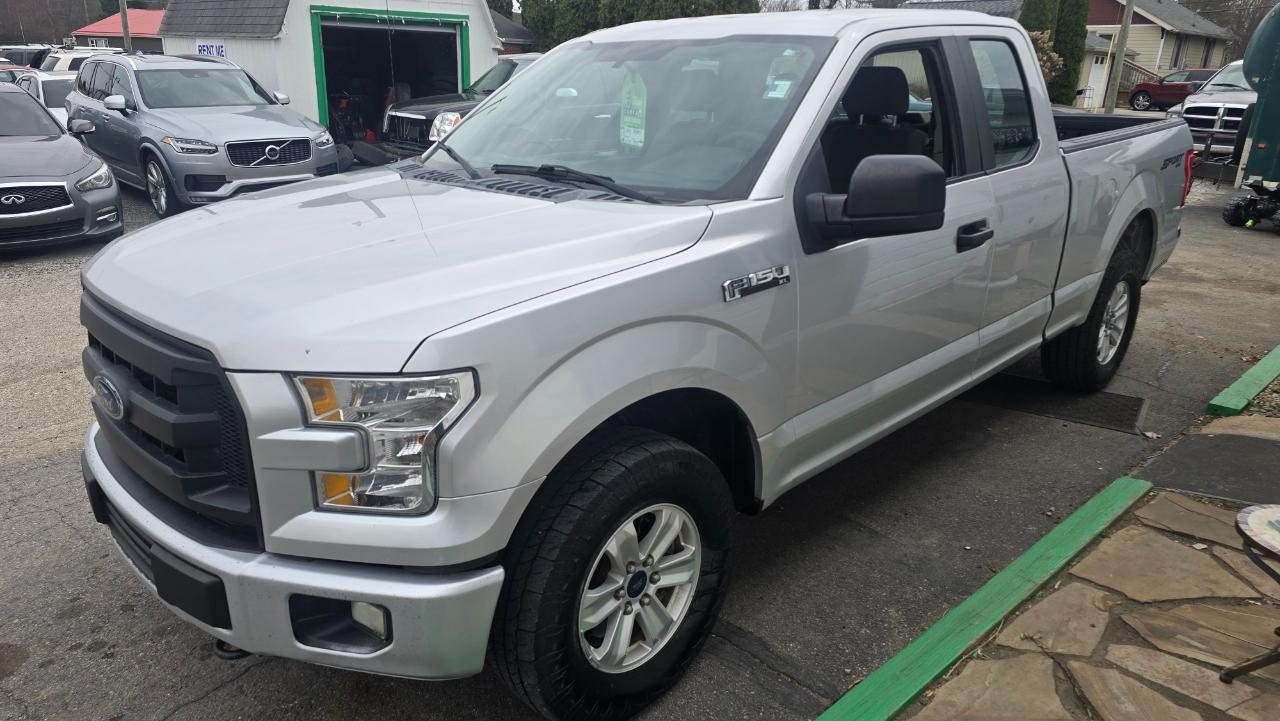 Ford F-150 Lariat SuperCab 6.5-ft. Bed 4WD 2015