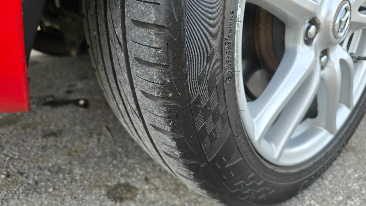 Mazda MX-5 Miata Sport 2010