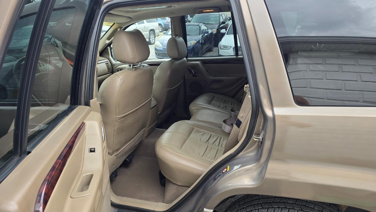 Jeep Grand Cherokee Limited 2WD 2002