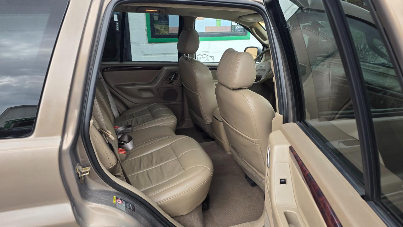 Jeep Grand Cherokee Limited 2WD 2002