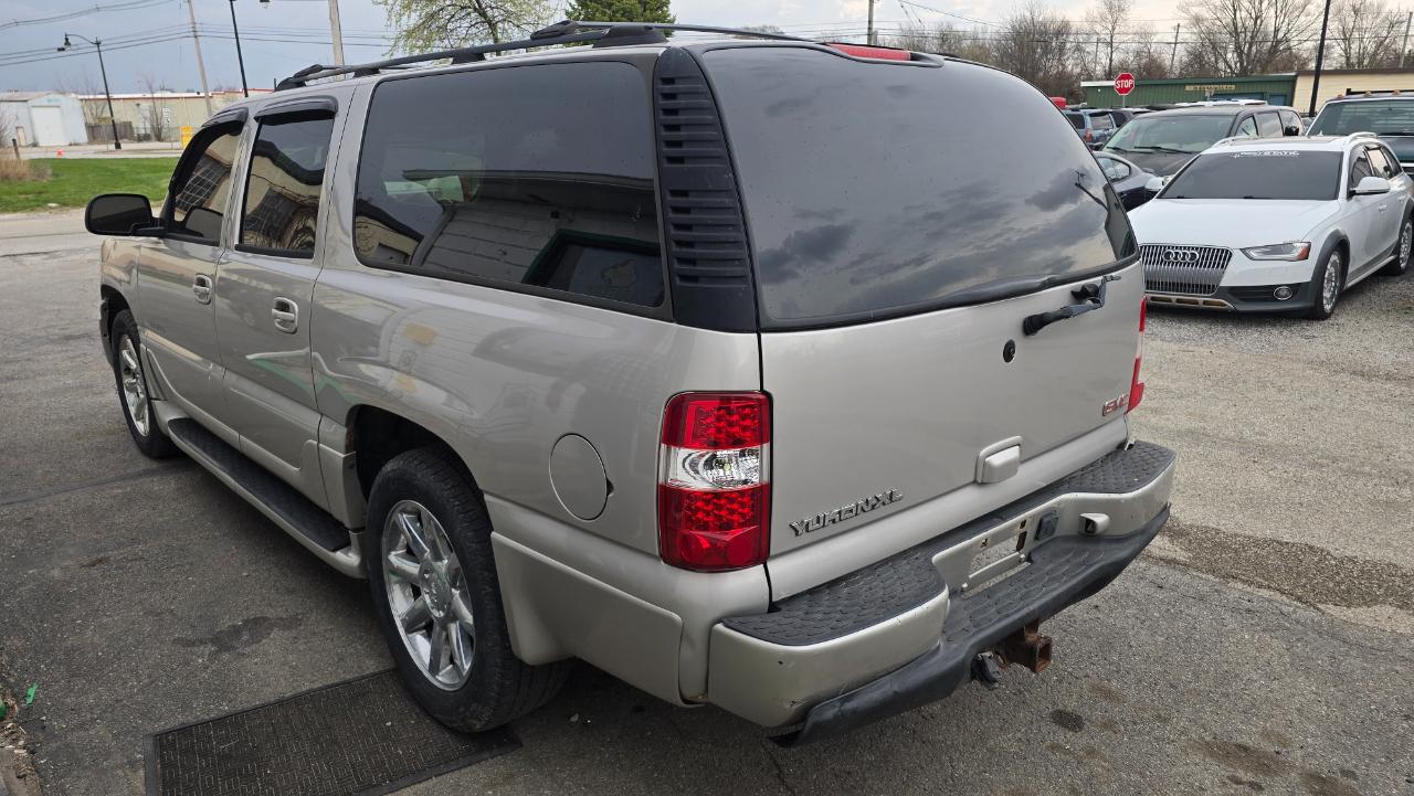 GMC Yukon Denali XL AWD 2004