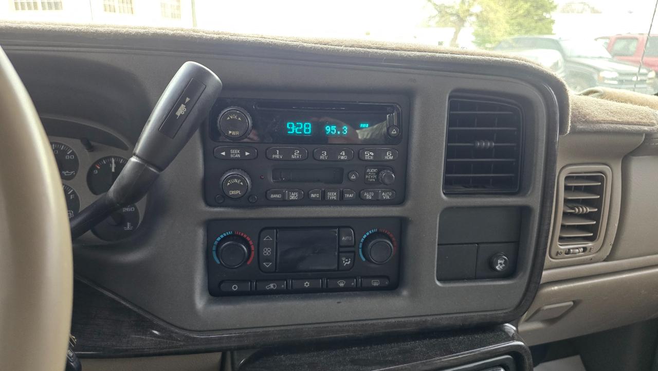 GMC Yukon Denali XL AWD 2004