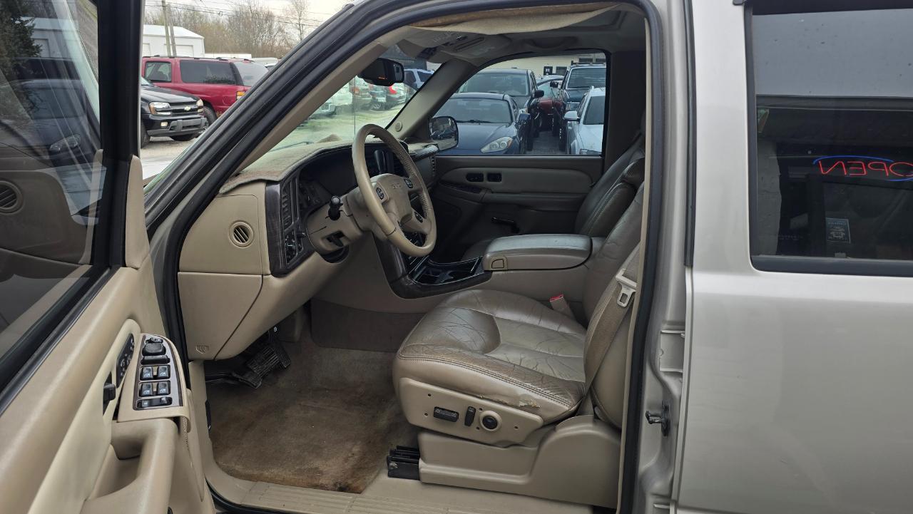 GMC Yukon Denali XL AWD 2004