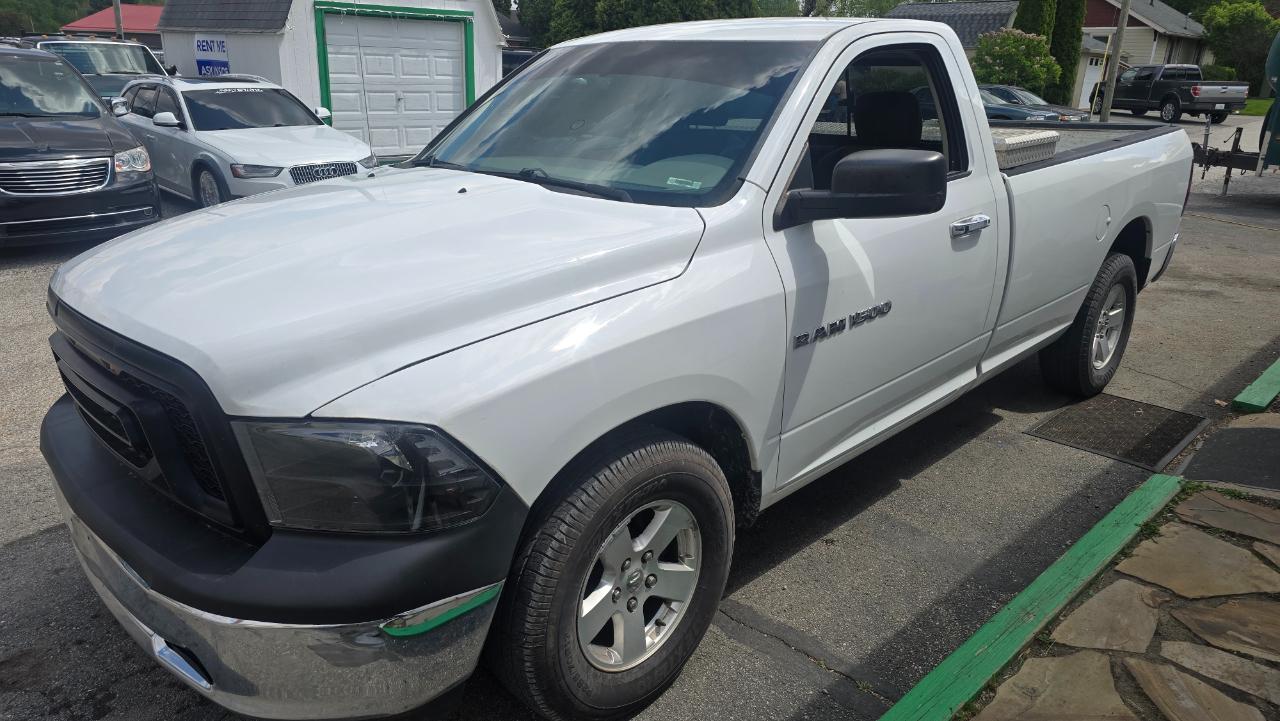 RAM 1500 SLT LWB 2WD 2012